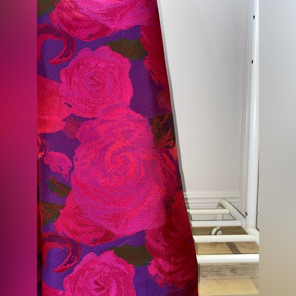 Adrianna Papell Red Pink Purple Floral Gown - Picture 7 of 8